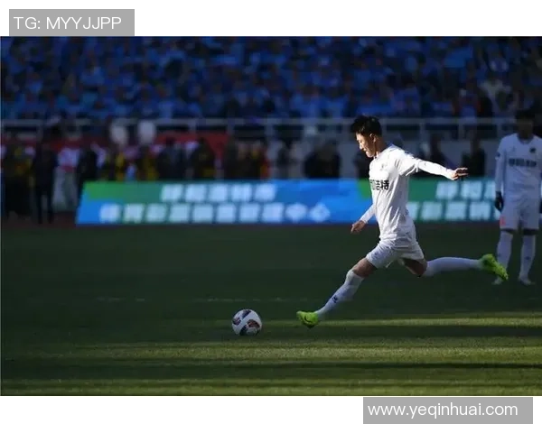 大足球明星的精彩瞬间与背后故事揭示他们的奋斗与荣耀